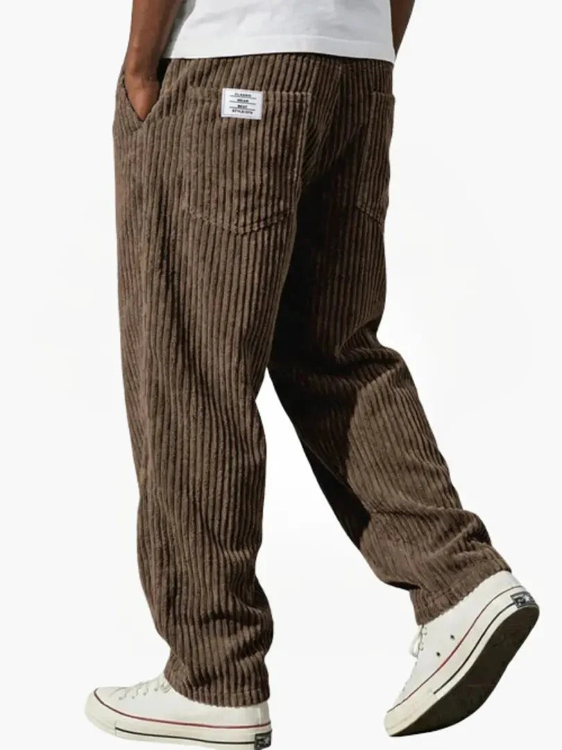Pantalones con cintura elástica