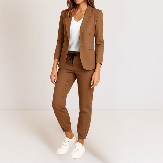 Traje de dos piezas para mujer